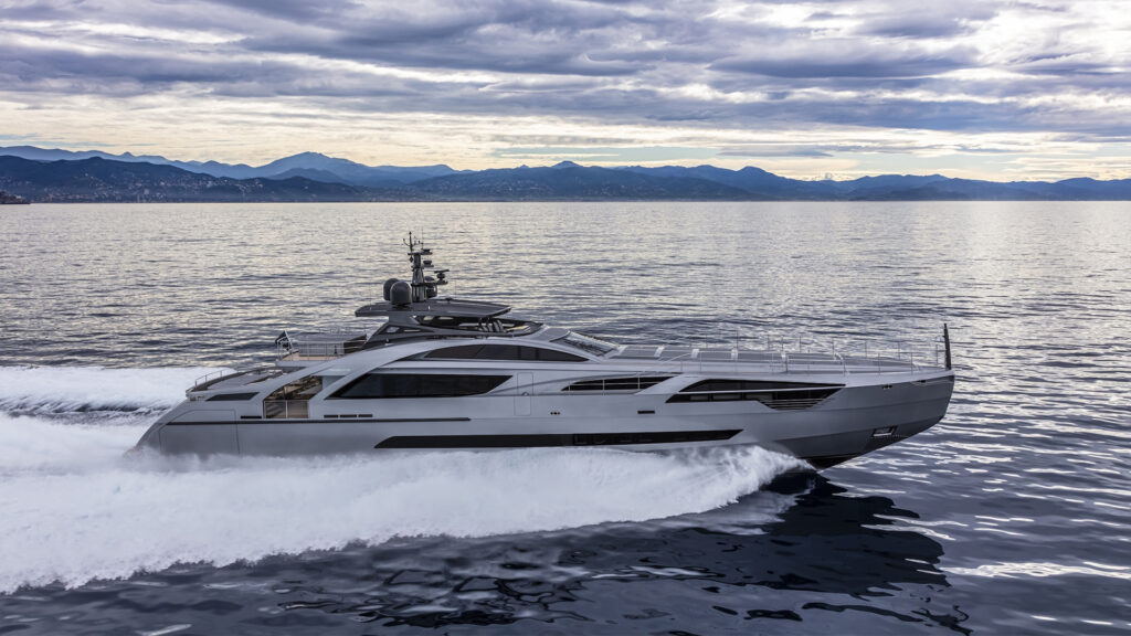 Pershing 140 full speed