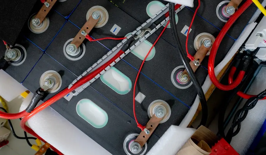 Lithium battery bank