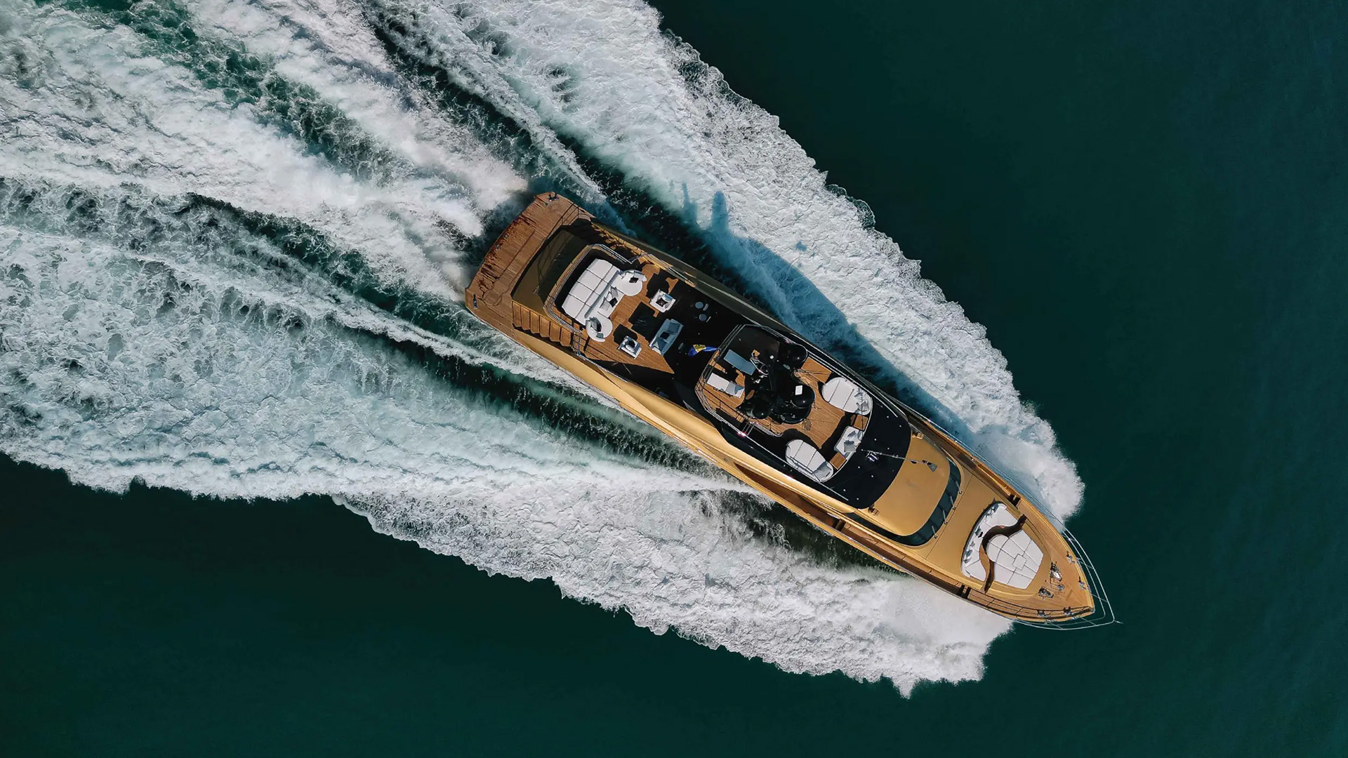 Aerial of AK Royalty underway