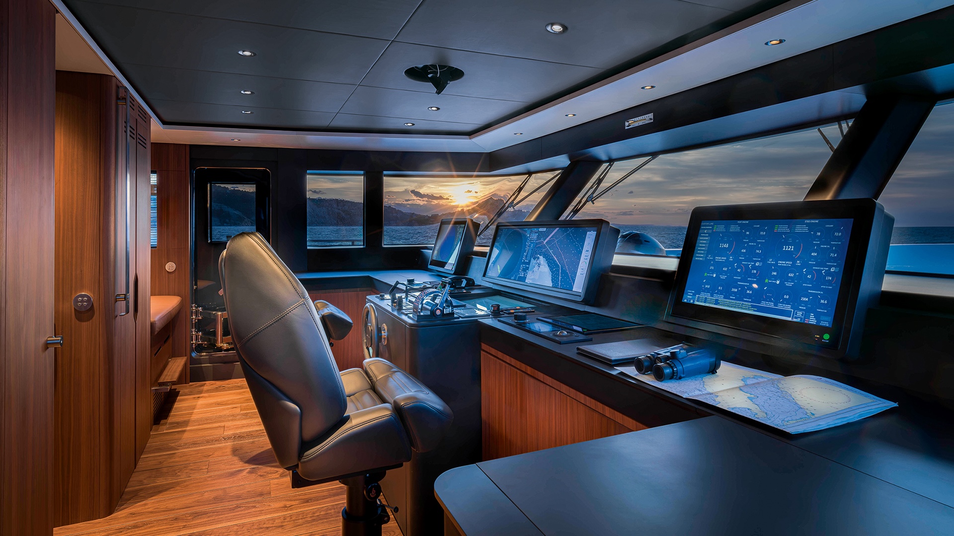 Custom Line 50 main wheelhouse