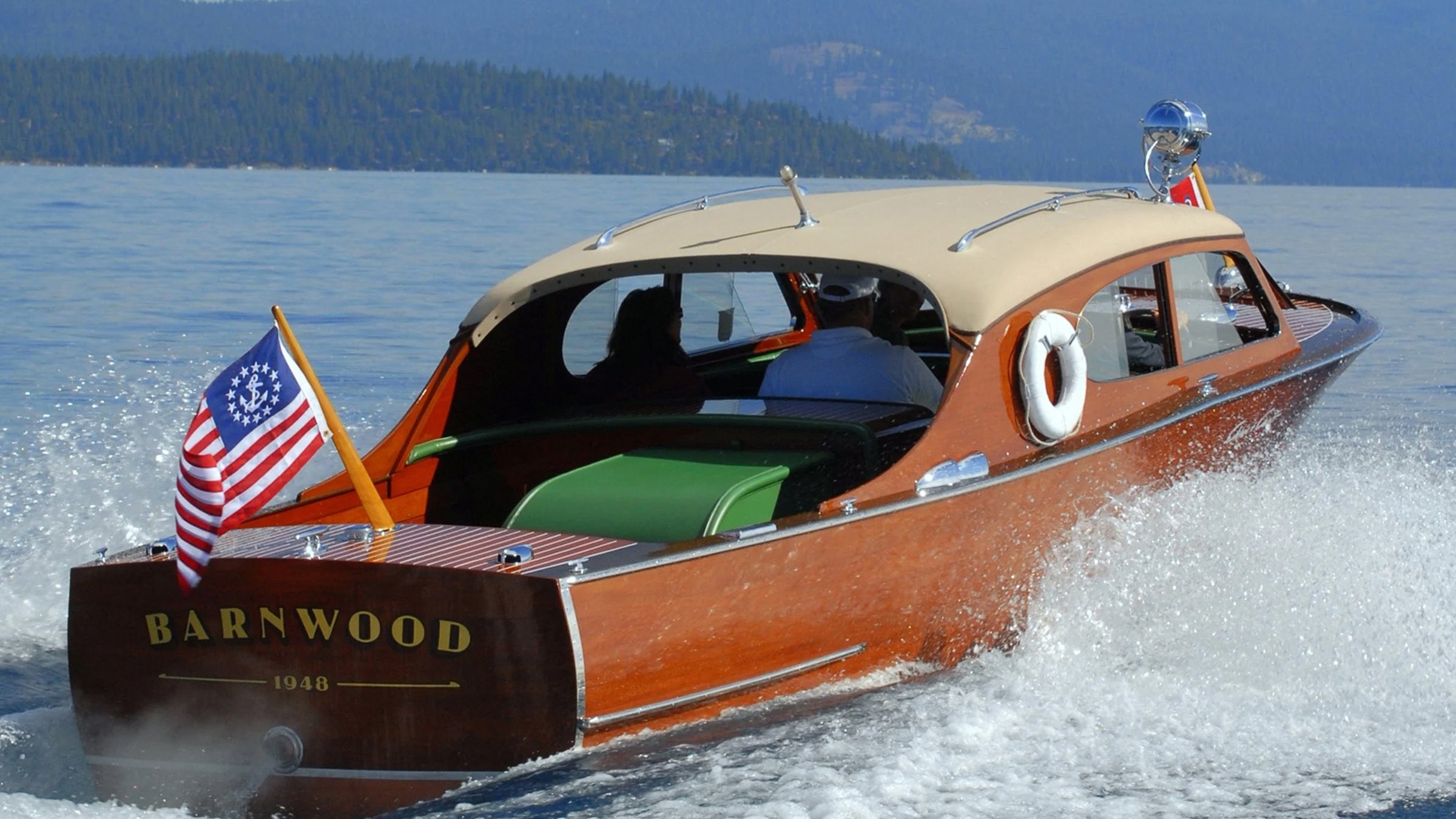 Una Chris-Craft Sportsman restaurada, el estilo clásico llevado al presente