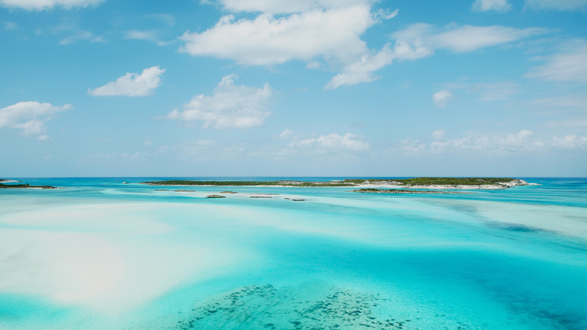 Banco de arena de las Berry Islands desde el aire