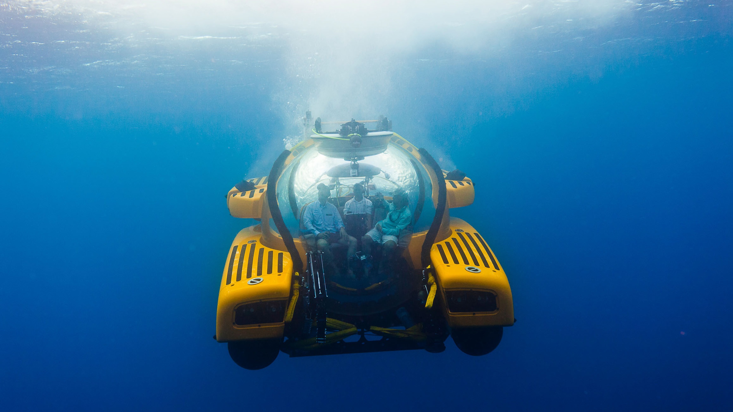 Triton 3300 personal submarine