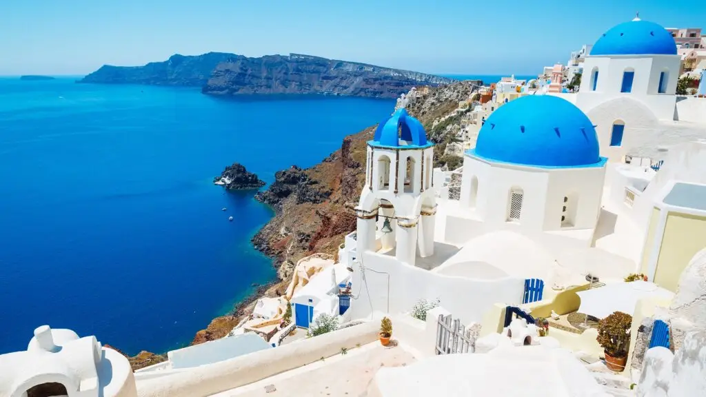 2400 x 1350 sanorini island greece