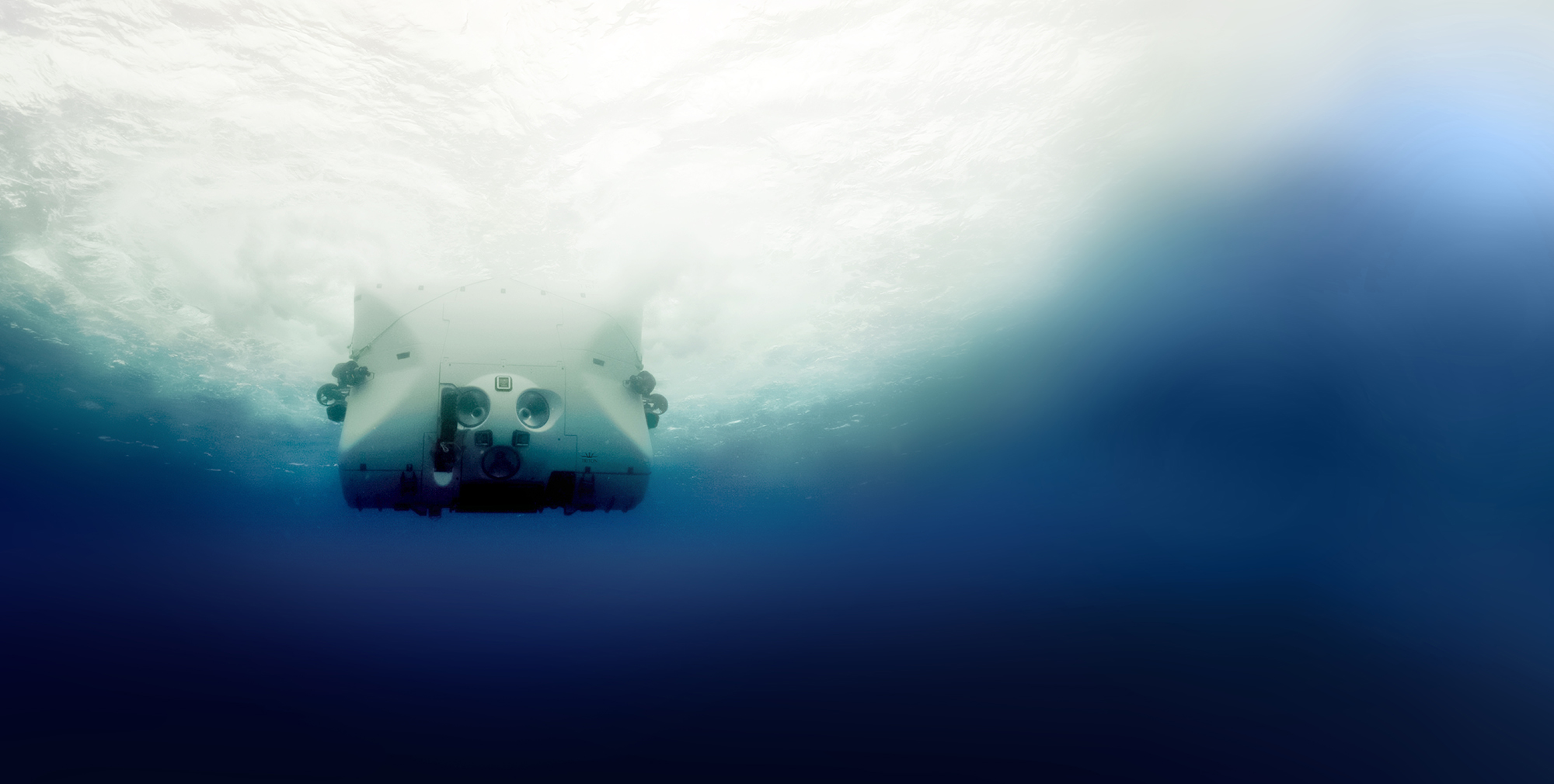 Triton TS 36000/2 entering the water