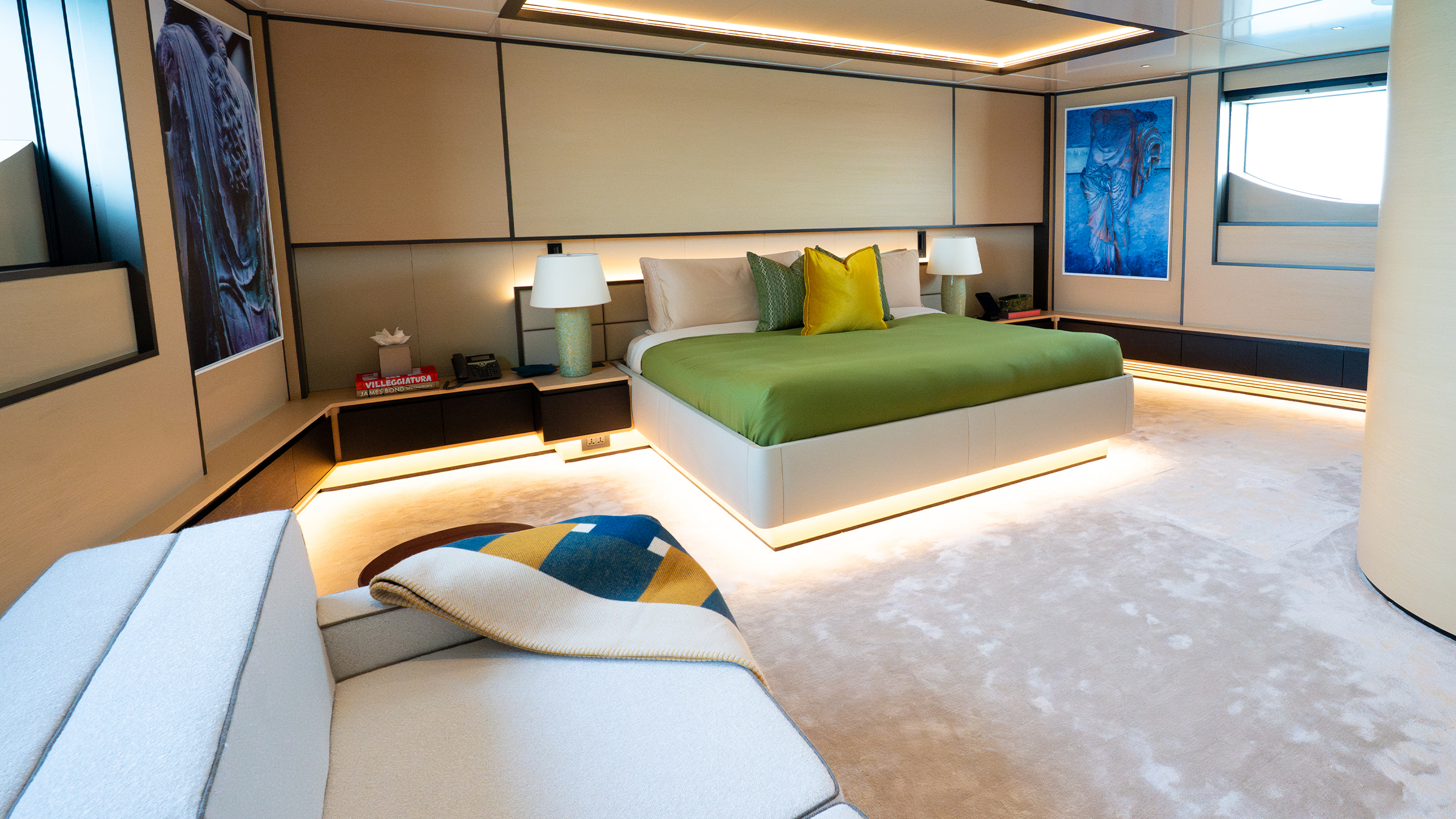 Limerence owner's suite with bed and lounge