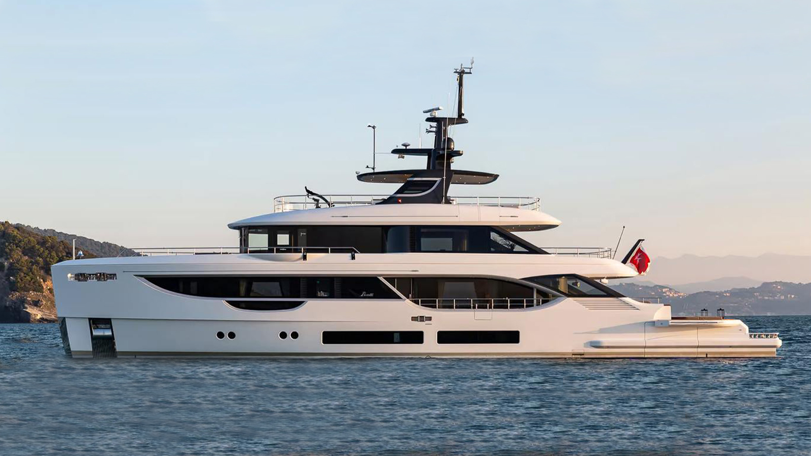 Aitana, 34 metros, también de Benetti.